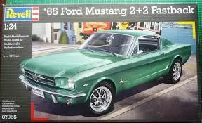 Revell 1965 Ford Mustang 2+2 Fastback 1:24 - 07065 1