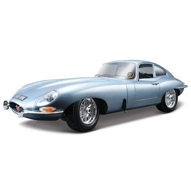 Bburago 1961 Jaguar E-Type Coupe 1:18 - 12044 1