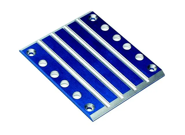 Traxxas Transmission Skid Plate T6 Blue Aluminium - 4947X 1