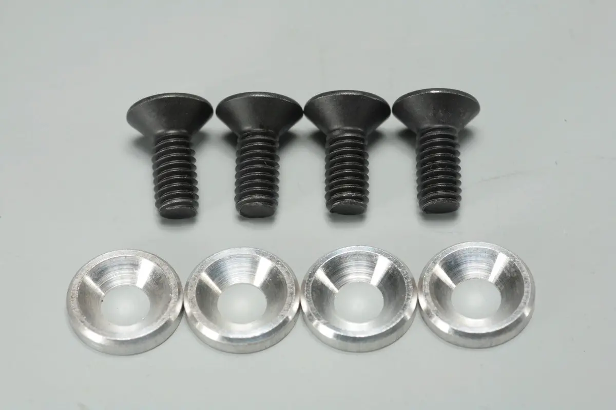 Mbx7 / Mbx8 Engine Mount Flat Screw 1
