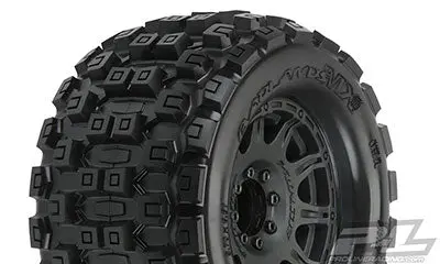 Proline Badlands Mx38 3.8In All Terrain Tyres On Black Raid Wheels W/ Removeable 17Mm Hexes 2Pcs - Pro1012710 1
