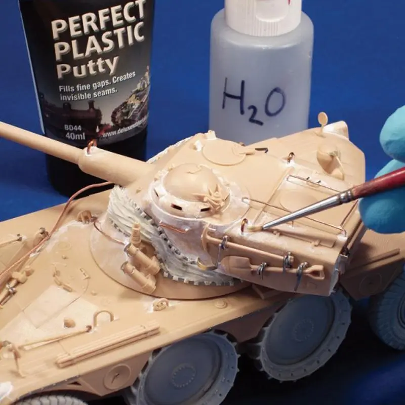 Deluxe Perfect Plastic Putty 40Ml - Dm-Bd44 2